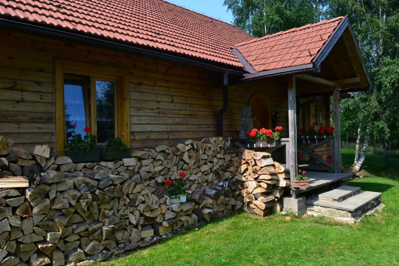 Agroturystyka Teosiowo Pobiedna Exteriér fotografie